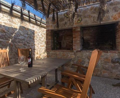 Fantastic estate on Krk with two stone villas and sea view in Provence style - pic 29