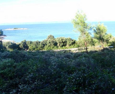 Huit terrains à bâtir sur un emplacement fantastique au nord de Korcula - pic 4