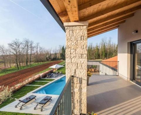 Luxury stone villa in Poreč with distant Adriatic sea views - pic 43