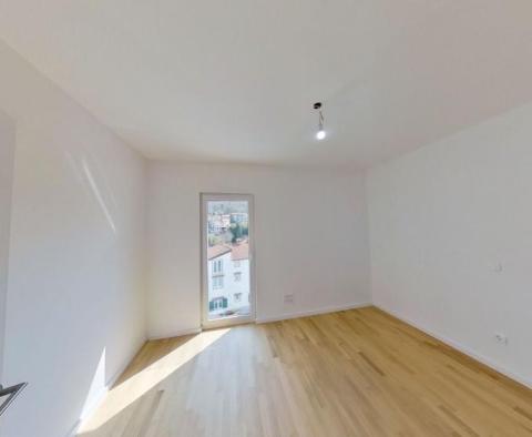 Exkluzivní nový mezonetový apartmán, 4 ložnice s výhledem na moře, Opatija - pic 9