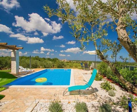 A villa of amazing area with a panoramic view in VIŠNJAN, POREC - pic 29