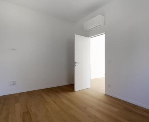 Luxus lakás a földszinten egy új rezidencia Rovinjban! - pic 4
