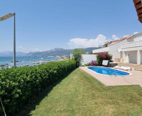 Rare seafront villa in Kastel Stafilic, with swimming pool and great sea views - pic 7