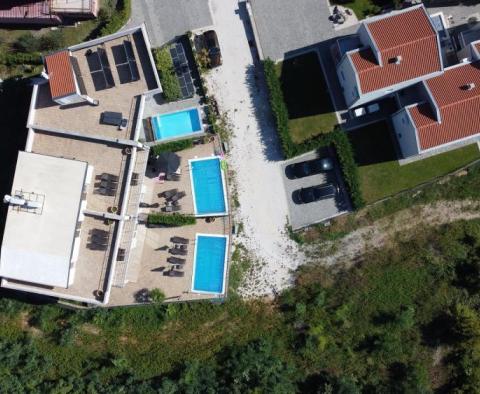 Doppelhaushälfte mit Pool, Garten und Meerblick oberhalb von Opatija in Pobri - foto 4