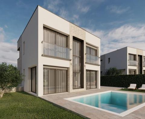 Exceptional modern villa in prestigious Brtonigla - pic 4