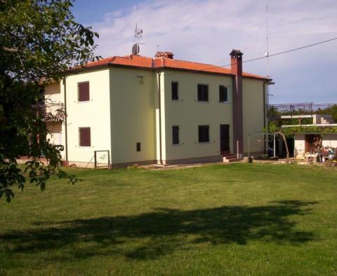 Fantastic estate in Brtonigla, on 1,5 hectare of land 