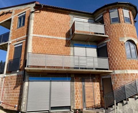 Renovierungsbedürftiges Haus in Kroatien kaufen, Kostrena, nur 300 Meter vom Meer entfernt - foto 5