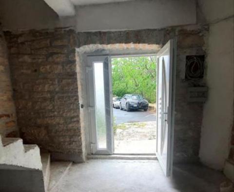 Távoli tengerre néző ház eladó Rovinjsko Selóban, Rovinjban - pic 4