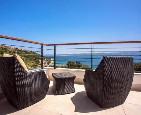 Außergewöhnliches Grundstück an der Riviera von Omis mit offenem Meerblick - foto 7