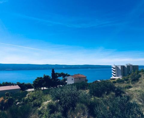 Tolles Land für Investitionen in Duce an der Riviera von Omis - foto 2