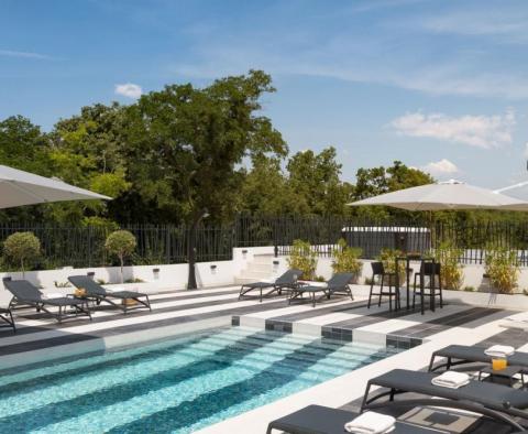 Villa de luxe avec court de tennis, piscine et vue mer dans la romantique Vrsar - pic 4