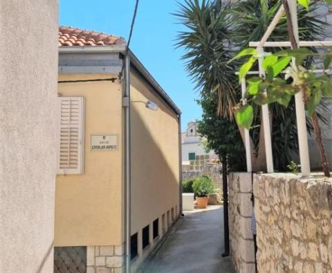 Haus im historischen Zentrum der Stadt Hvar, 70 m von der Promenade und Riva entfernt - foto 10