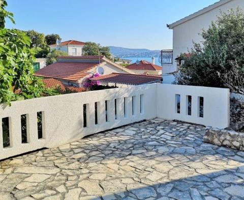 Продается красивый многоквартирный дом в Рогознице с прекрасным видом на море - фото 6