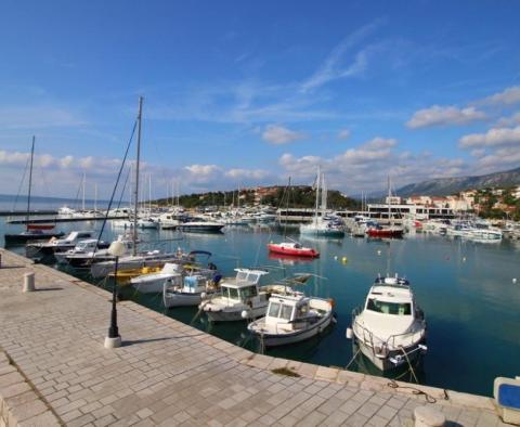 Seafront building with restaurant on Crikvenica riviera next to luxury marina - pic 10