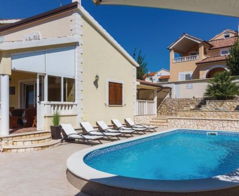 Extravagant villa for sale in Vodice with swimming pool, garage, fitness, playroom - pic 51