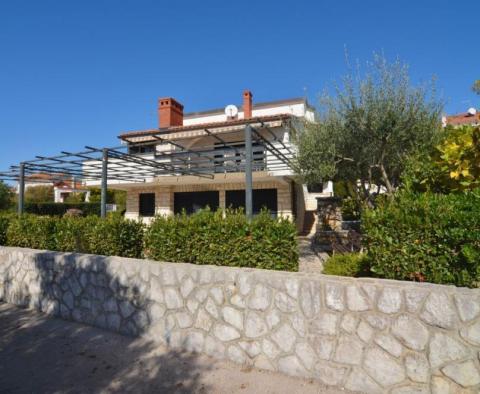 Detached house with sea view and mediterranean garden in the area of Krk town, just 300 meters from the sea! - pic 2