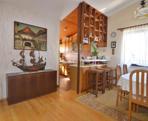 Detached house with sea view and mediterranean garden in the area of Krk town, just 300 meters from the sea! - pic 6