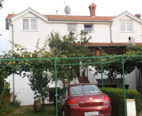 Propriété touristique de 7 appartements à Valbandon, Fažana à seulement 1 km de la mer - pic 22
