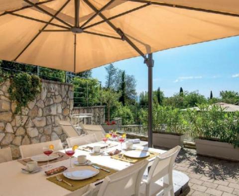 Fantastyczna nieruchomość turystyczna z 6 luksusowymi apartamentami przy piaszczystej plaży na Riwierze Opatija - pic 14