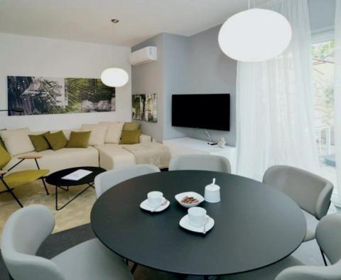 Fantastyczna nieruchomość turystyczna z 6 luksusowymi apartamentami przy piaszczystej plaży na Riwierze Opatija - pic 34