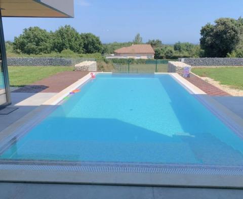 La huitième merveille de l'Istrie - magnifique villa moderne à Liznjan - pic 9