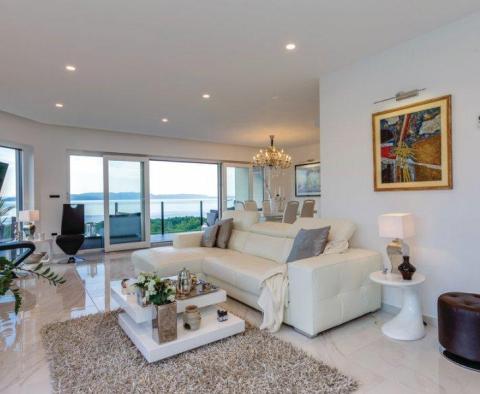Luxusní apartmán s výhledem na moře v Kostrena - pic 2