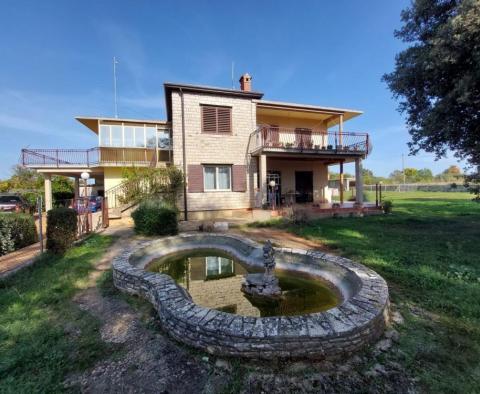 Villa von 330 qm in Brtonigla auf mehr als einem Hektar Land - foto 6