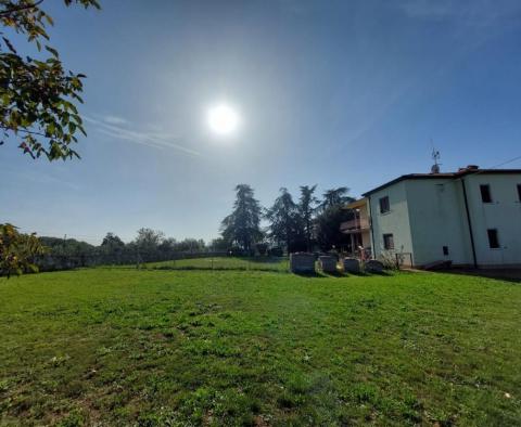Villa von 330 qm in Brtonigla auf mehr als einem Hektar Land - foto 4