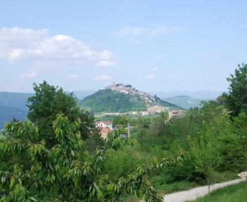 Grundstückskomplex zum Verkauf in Motovun, 15 000 qm. in Summe - foto 5