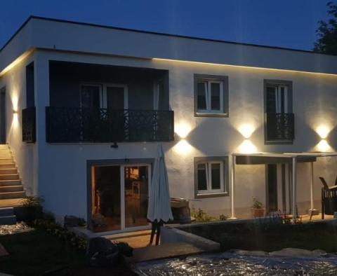 Nowoczesna willa w dolinach Žminj na Istrii, na działce o powierzchni 5204 m2. - pic 25