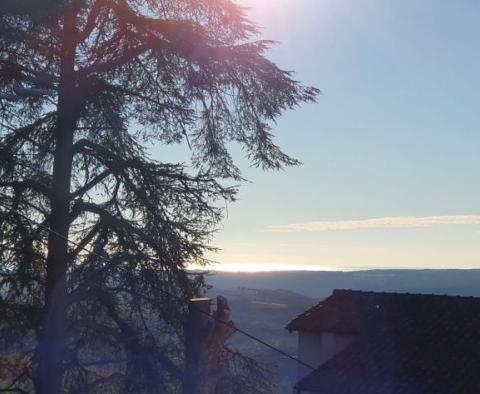 Steinhaus mit wunderschönem Meerblick in Groznjan - foto 23