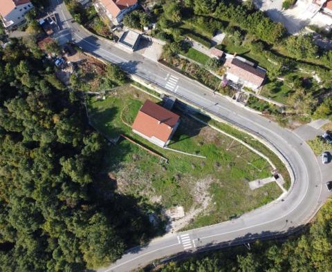 Spacious detached house 580m2 with sea view on a land plot of 3200 m2 in Pobri, Opatija - pic 9