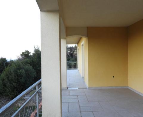Spacious detached house 580m2 with sea view on a land plot of 3200 m2 in Pobri, Opatija - pic 57