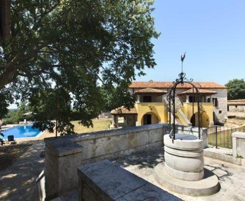 Fantastic rustic estate in Bačva, Višnjan with distant sea views - pic 7