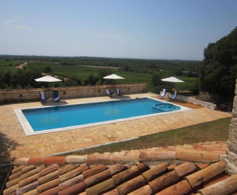 Fantastic rustic estate in Bačva, Višnjan with distant sea views - pic 3