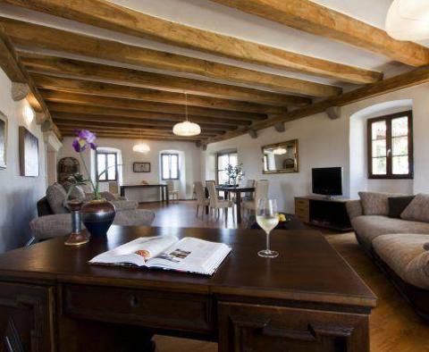 Fantastic rustic estate in Bačva, Višnjan with distant sea views - pic 18