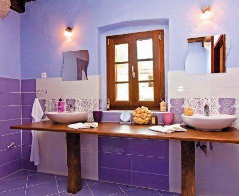 Fantastic rustic estate in Bačva, Višnjan with distant sea views - pic 35