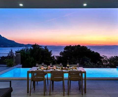 Merveilleuse nouvelle villa moderne sur la Riviera d&#39;Omis à seulement 60 mètres de la mer, avec piscine, sauna, salle de fitness et garage - pic 45