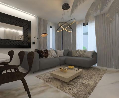 Luxusní byt na exkluzivním místě v samém centru Opatije, pouhých 200 metrů od pláže - pic 16