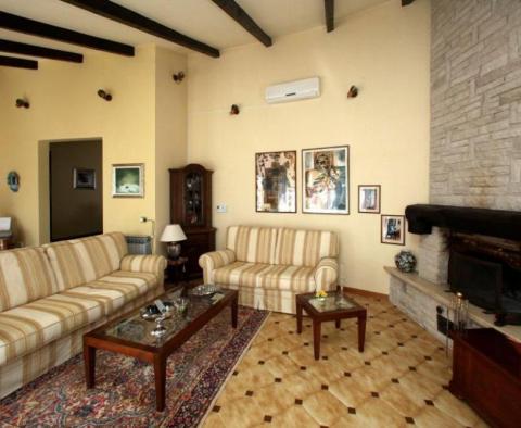 Astonishing estate in Vodnjan on 4671 sq.m. of land, just 2 km from the sea - pic 7