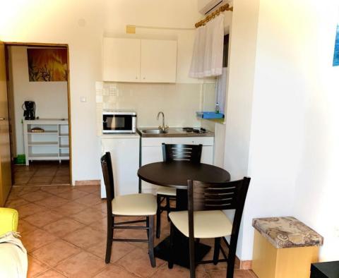 Propriété touristique avec plusieurs appartements et restaurant à Banjole, municipalité de Medulin - pic 30