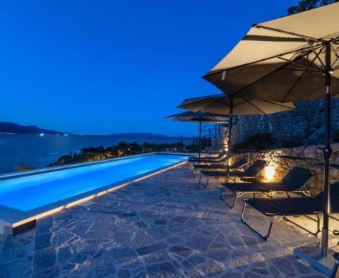 Luxury 3-bedroom apartment on Opatija riviera in boutique residence on the 1st line to the sea in Volosko - pic 3