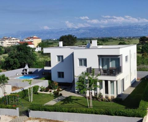 Elegant modern villa with 4 apartments for sale in Zaton - pic 17