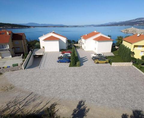 New apartment with 2 bedrooms in Šilo, Dobrinj, 1st row to the sea - pic 3