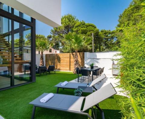 Modern luxurious villa for sale in Medulin, 1 km from the sea - pic 8