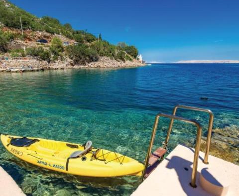 Fascinante villa en bord de mer à Lukovo Šugarje, Karlobag avec possibilité d&#39;amarrage - pic 2