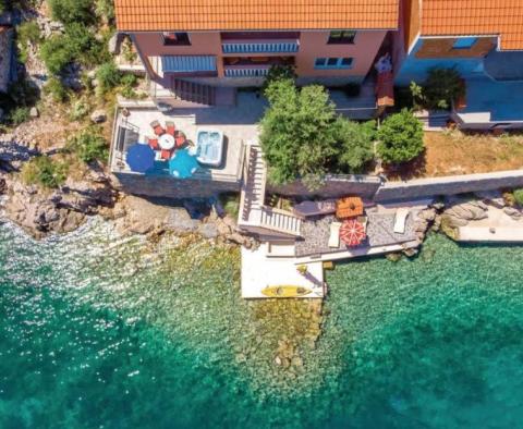 Faszinierende Villa am Meer in Lukovo Šugarje, Karlobag mit Anlegemöglichkeit - foto 50