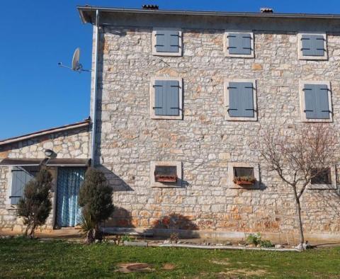 Maison en pierre traditionnelle d&#39;Istrie à Poreč - pic 2