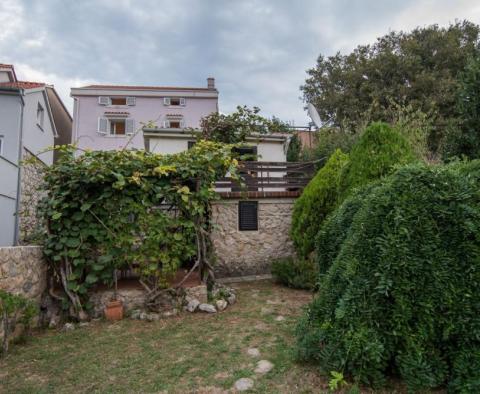 Apart-house in Vrbnik just 300 meters from the sea - pic 4