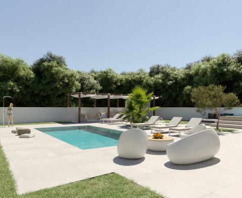Luxury villa with a swimming pool near the center of Poreč with an amazing garden, just 3 km from the sea - pic 10